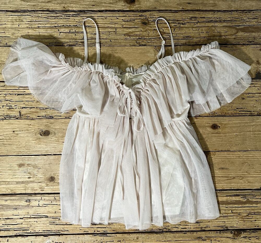 Pretty Little Thing Women’s Size M Nude Mesh Ruffle Blouse